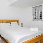 Georgian Luxury Style Property In Central Reading