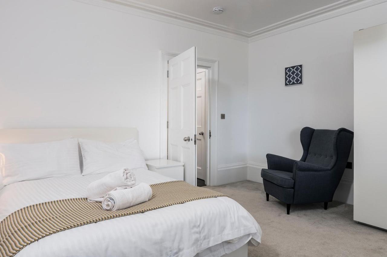 Apartment Georgian Luxury Style In Central