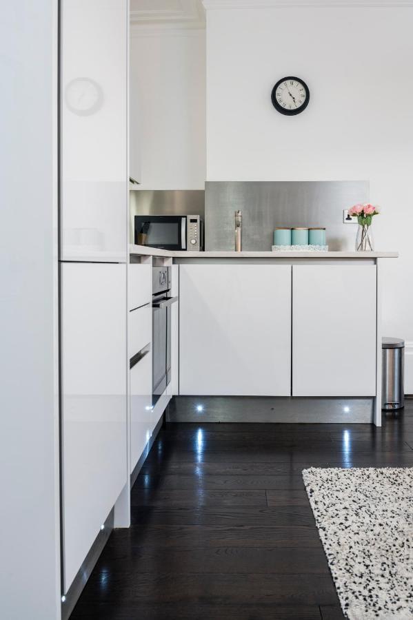 Apartment Georgian Luxury Style In Central